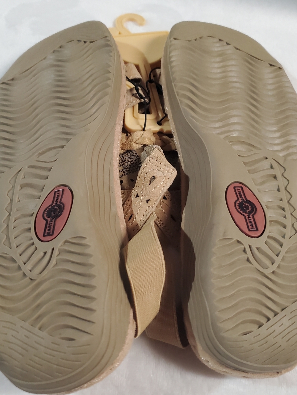Earth Spirit Tan Braided Floral Strap Sandals - Picture 4 of 8